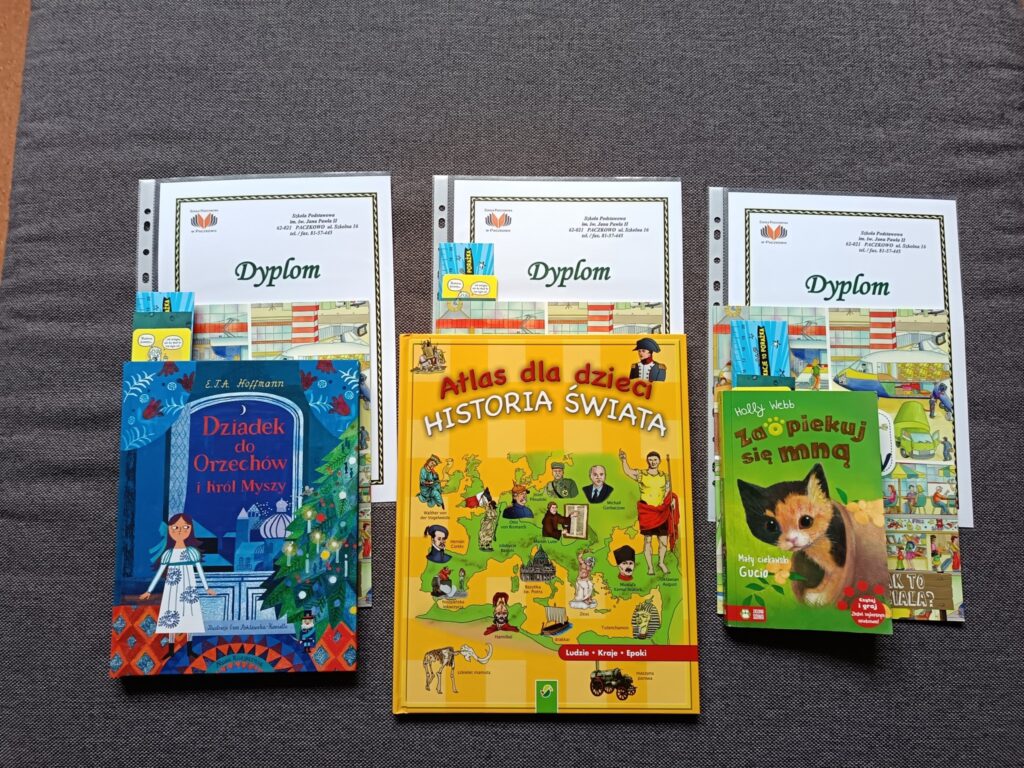 nagrody książkowe wraz z dyplomami